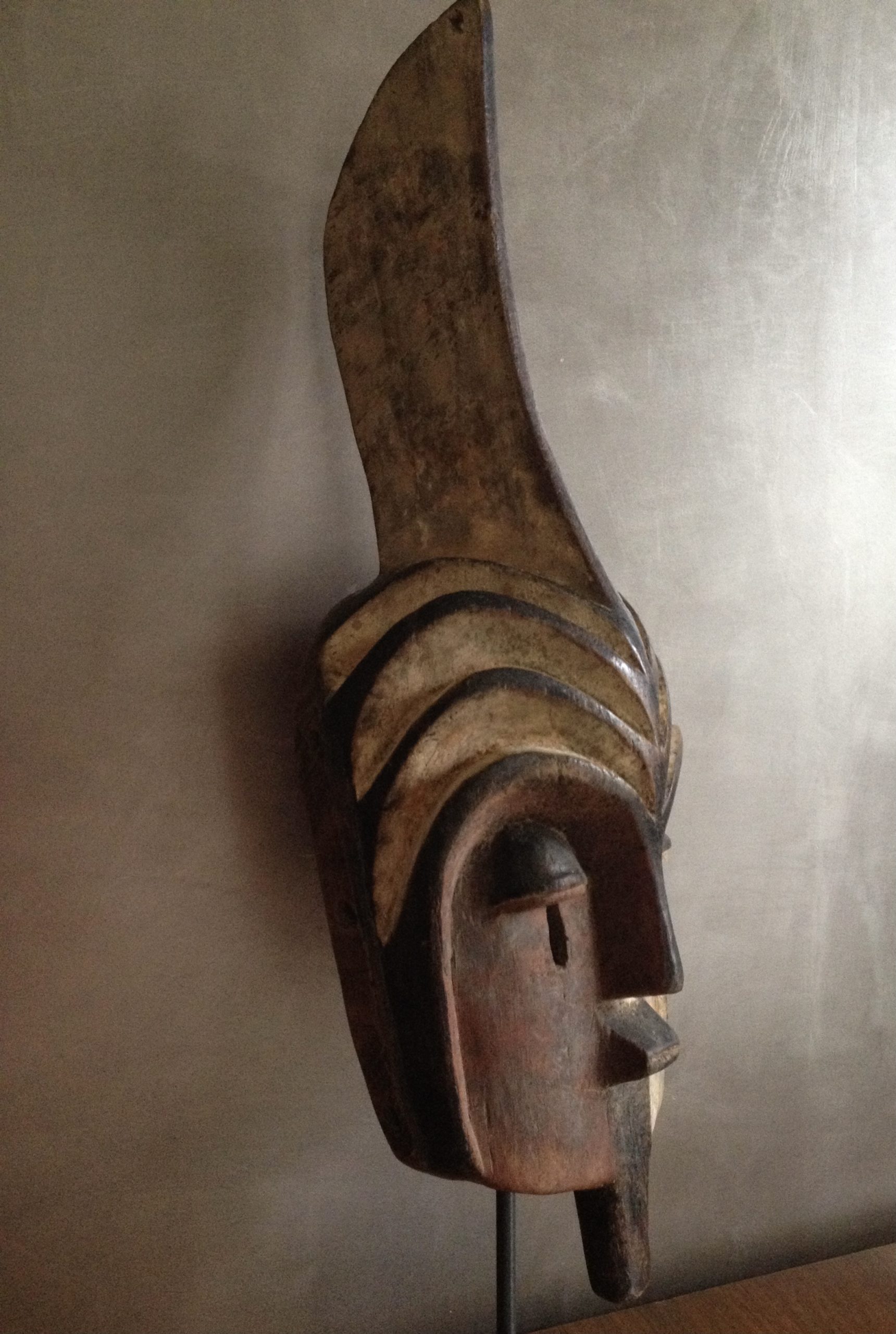 Masque heaume Emboli , Kota, Gabon – Image 2